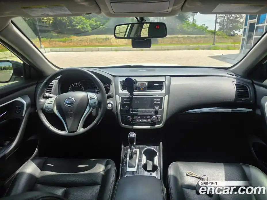 Nissan Altima 2017 2.5 автомат (гидро), фото 12 Nissan Altima 2017 2.5 автомат (гидро), фото 12