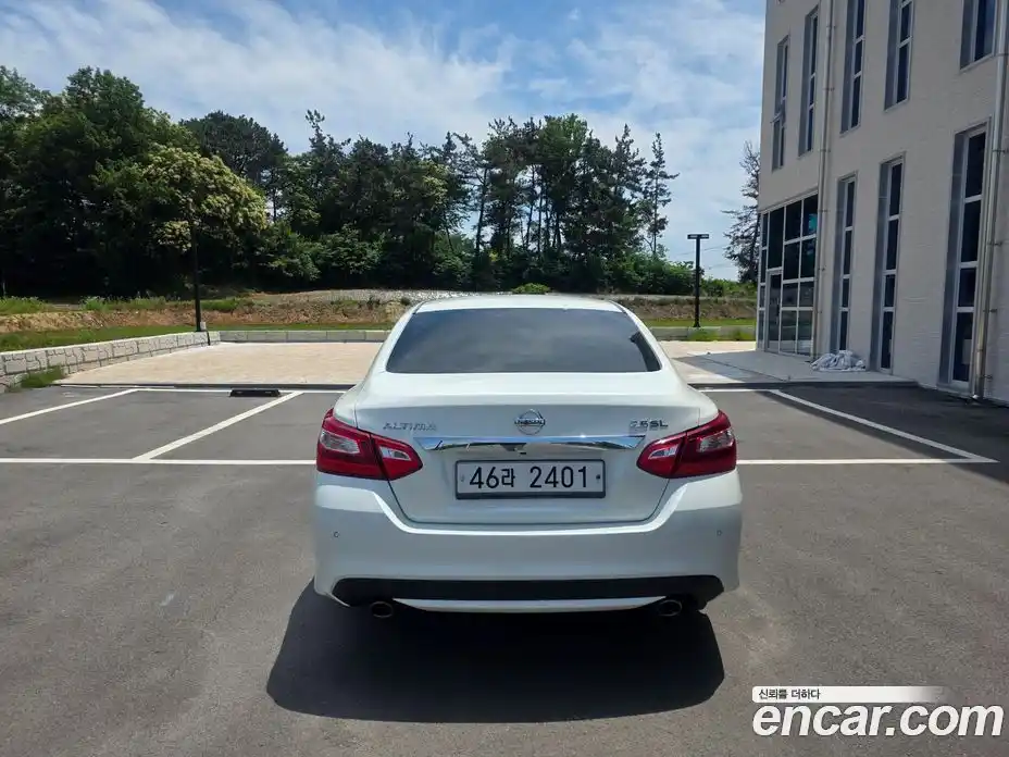Nissan Altima 2017 2.5 автомат (гидро), фото 8 Nissan Altima 2017 2.5 автомат (гидро), фото 8