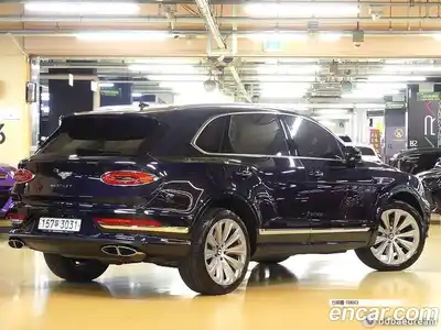 Bentley Bentayga 2022 4.0 автомат (гидро), миниатюра 3 Bentley Bentayga 2022 4.0 автомат (гидро), миниатюра 3
