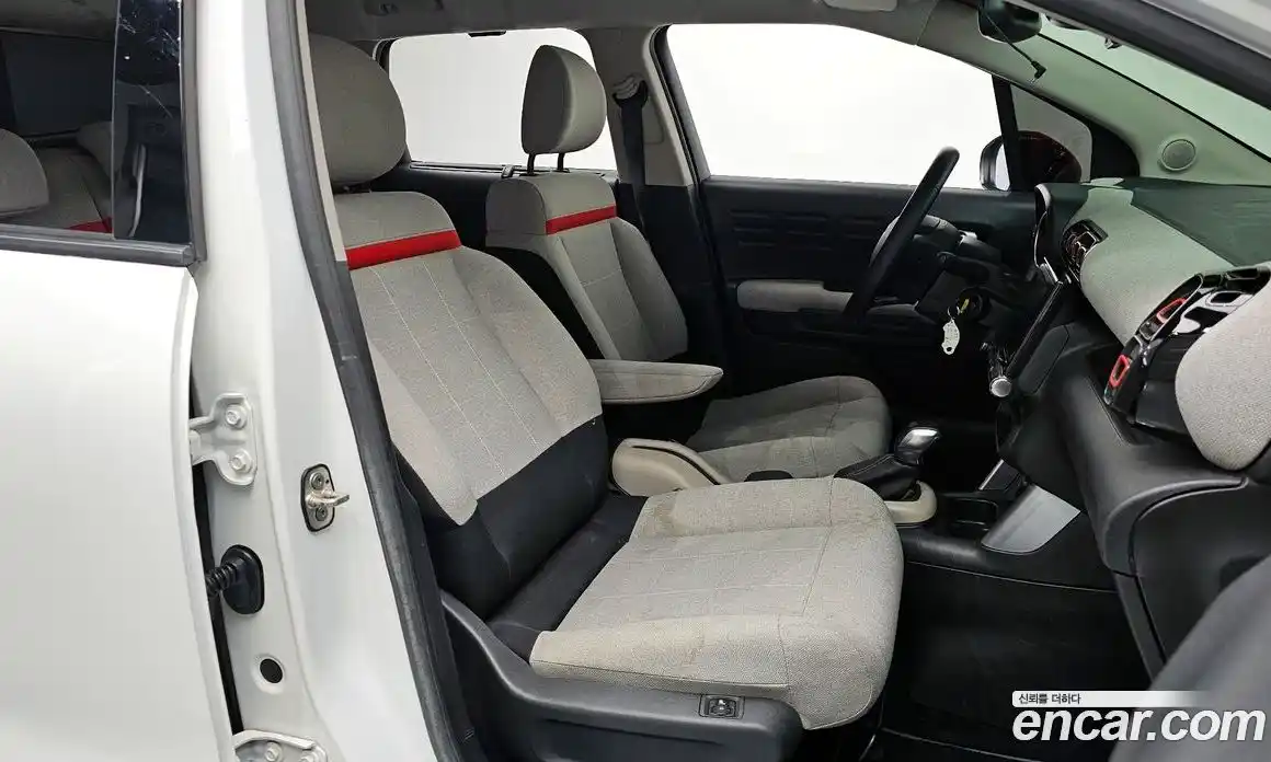 Citroen C3 Aircross 2020 1.5 автомат (гидро), фото 11 Citroen C3 Aircross 2020 1.5 автомат (гидро), фото 11