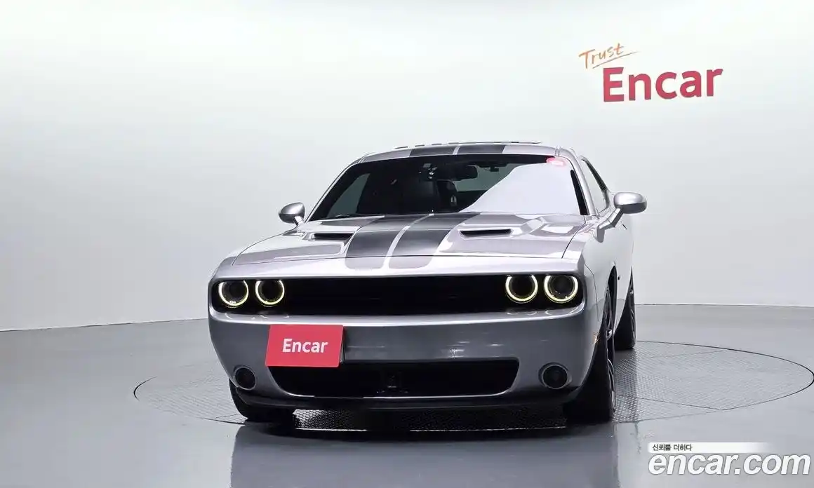 Dodge Challenger 2017 5.7 автомат (гидро), фото 3 Dodge Challenger 2017 5.7 автомат (гидро), фото 3