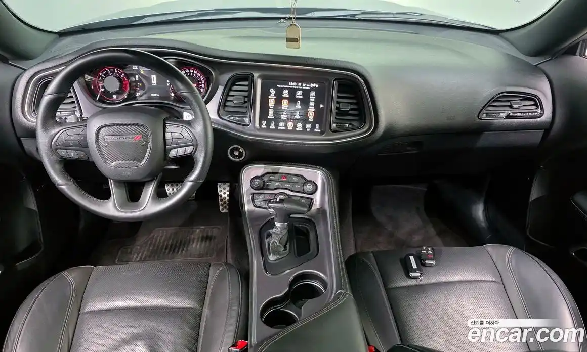 Dodge Challenger 2017 5.7 автомат (гидро), фото 10 Dodge Challenger 2017 5.7 автомат (гидро), фото 10
