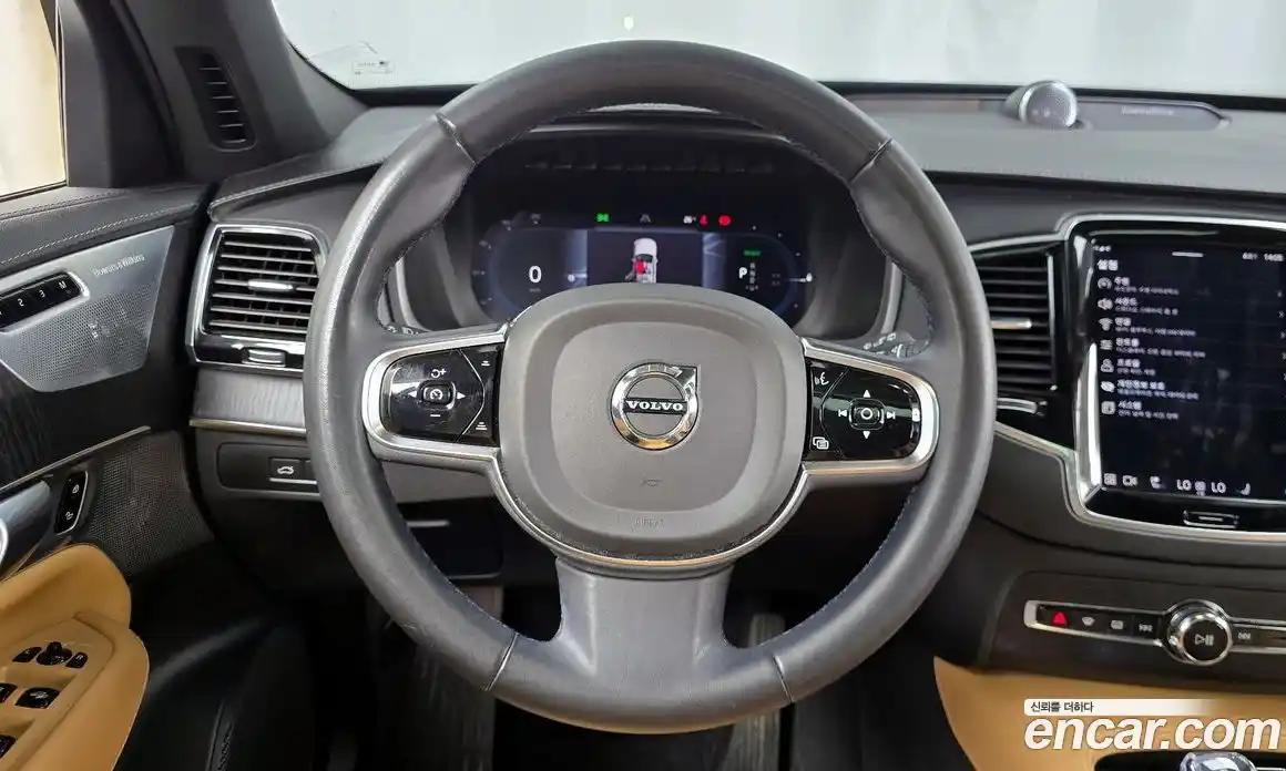 Volvo XC90 2023 2.0 автомат (гидро), фото 13