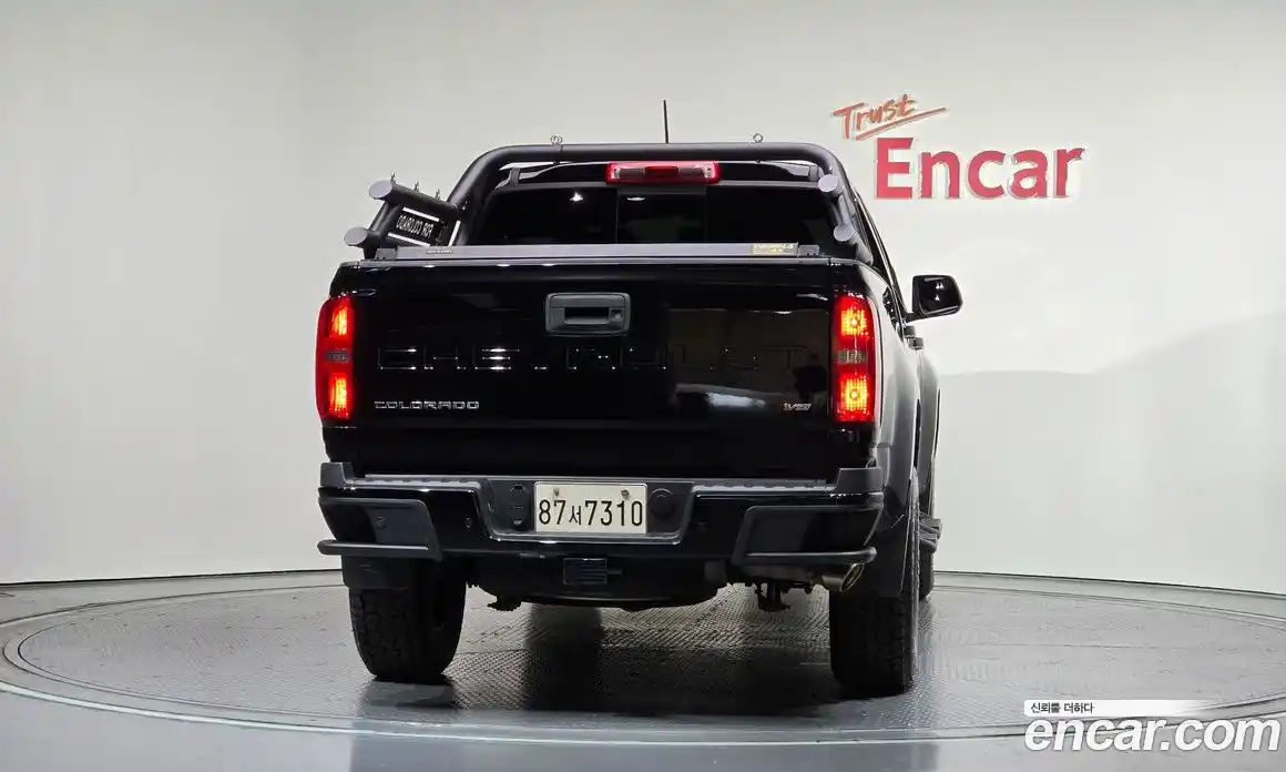 Chevrolet Colorado 2022 3.6 автомат (гидро), фото 3