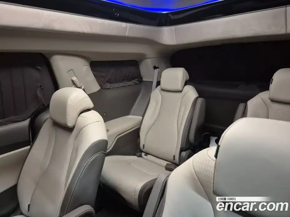 Kia Carnival 2026 1.6 автомат (гидро), фото 20