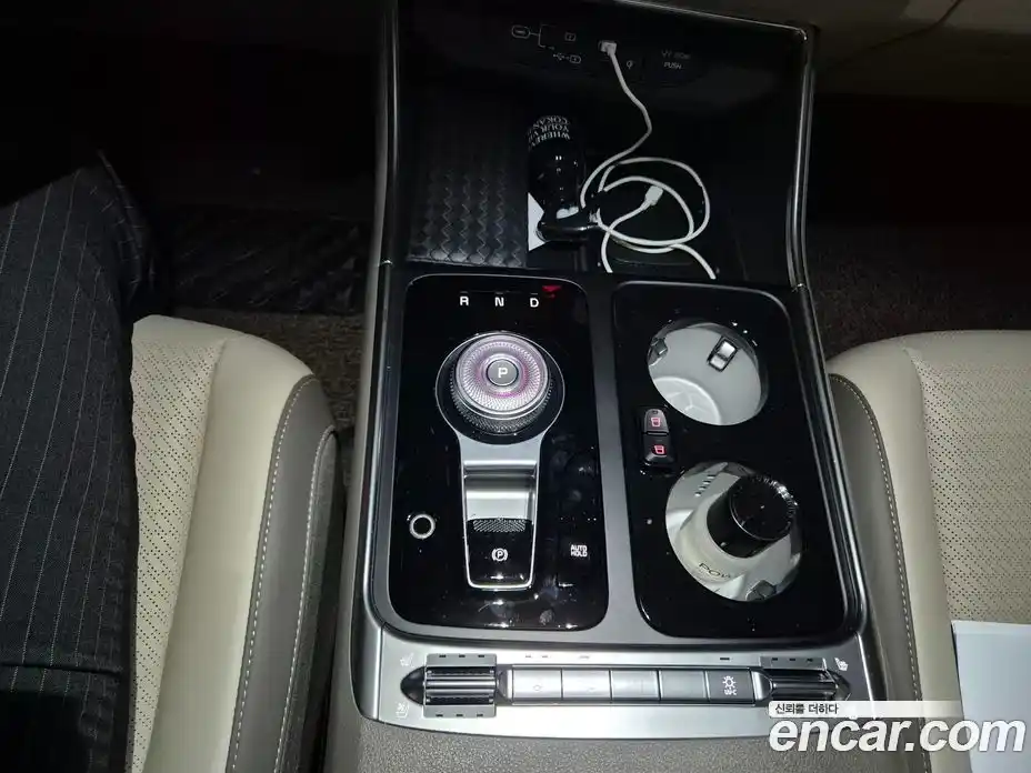 Kia Carnival 2026 1.6 автомат (гидро), фото 9