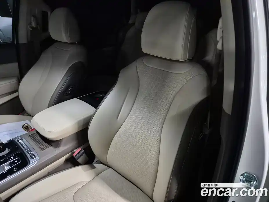 Kia Carnival 2026 1.6 автомат (гидро), фото 10