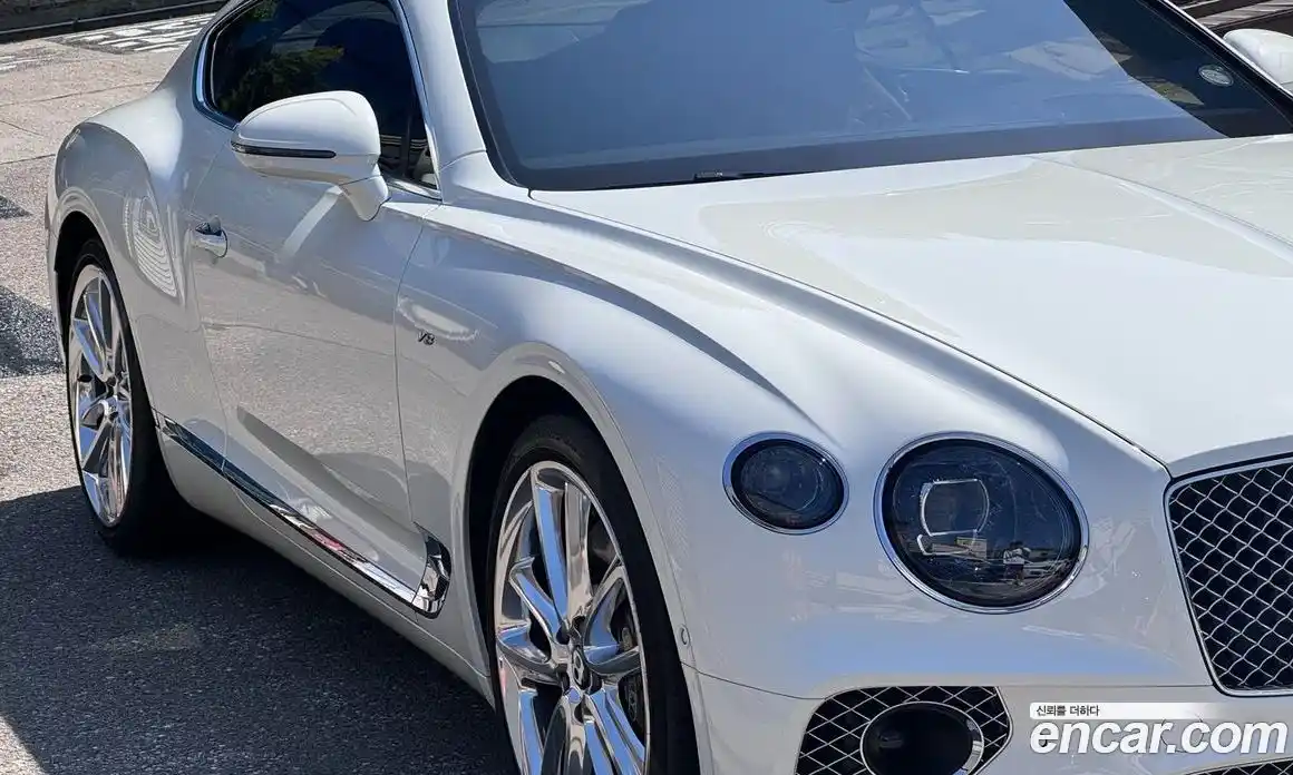 Bentley Continental 2020 4.0 автомат (гидро), фото 2 Bentley Continental 2020 4.0 автомат (гидро), фото 2