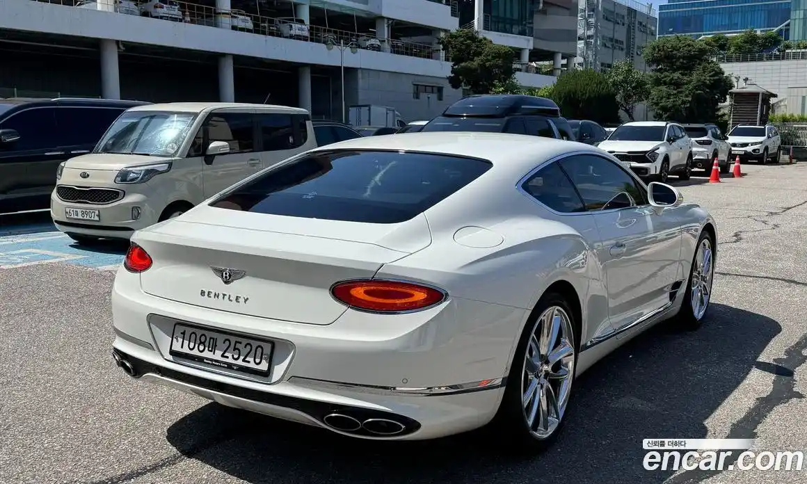 Bentley Continental 2020 4.0 автомат (гидро), фото 3 Bentley Continental 2020 4.0 автомат (гидро), фото 3