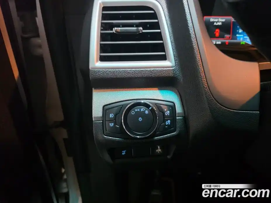 Ford Explorer 2014 2.0 автомат (гидро), фото 14