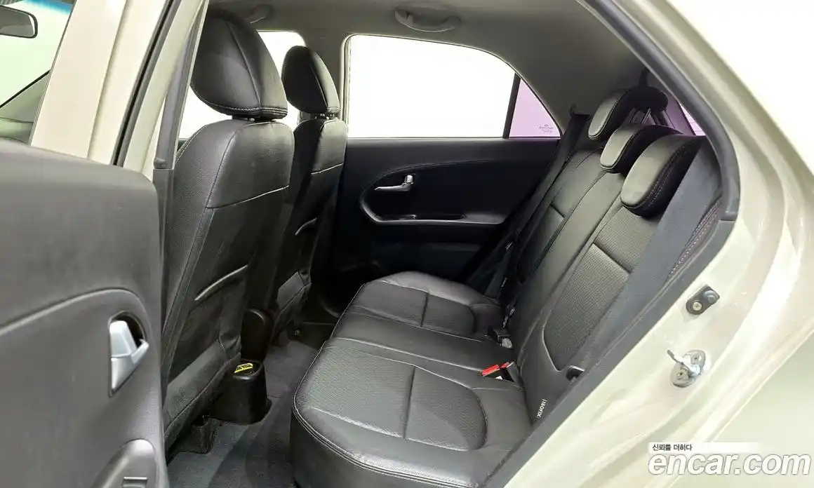 Kia Morning 2013 1.0 автомат (гидро), фото 17