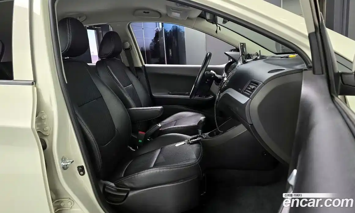 Kia Morning 2013 1.0 автомат (гидро), фото 18