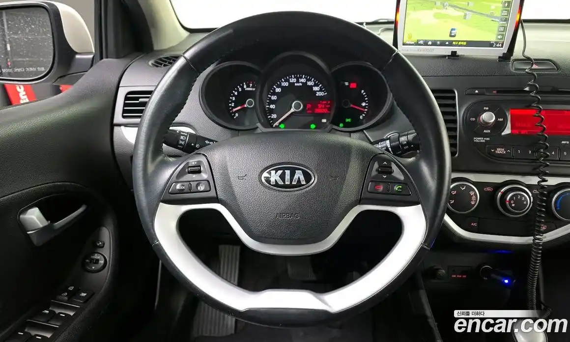 Kia Morning 2013 1.0 автомат (гидро), фото 19