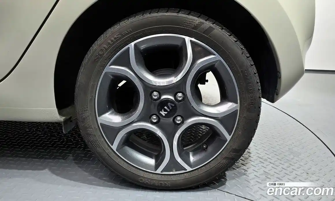 Kia Morning 2013 1.0 автомат (гидро), фото 7