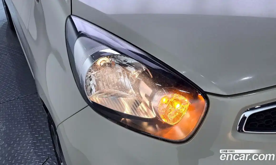 Kia Morning 2013 1.0 автомат (гидро), фото 8