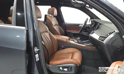BMW X7 2022 3.0 автомат (гидро), миниатюра 11