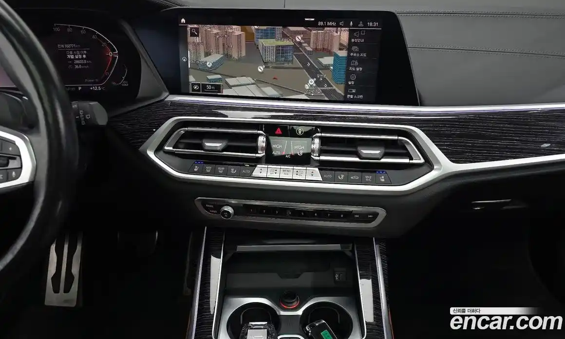BMW X7 2022 3.0 автомат (гидро), фото 14