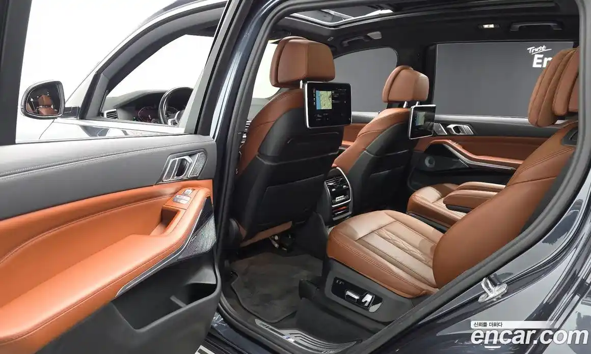 BMW X7 2022 3.0 автомат (гидро), фото 19