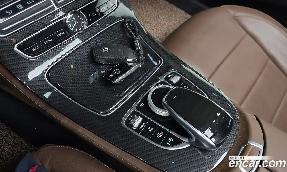 Mercedes-Benz E-Class 2018 2.0 автомат (гидро), фото 21
