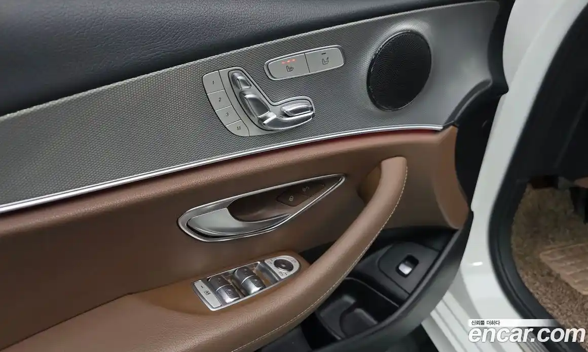 Mercedes-Benz E-Class 2018 2.0 автомат (гидро), фото 23