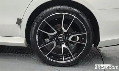 Mercedes-Benz E-Class 2018 2.0 автомат (гидро), миниатюра 6