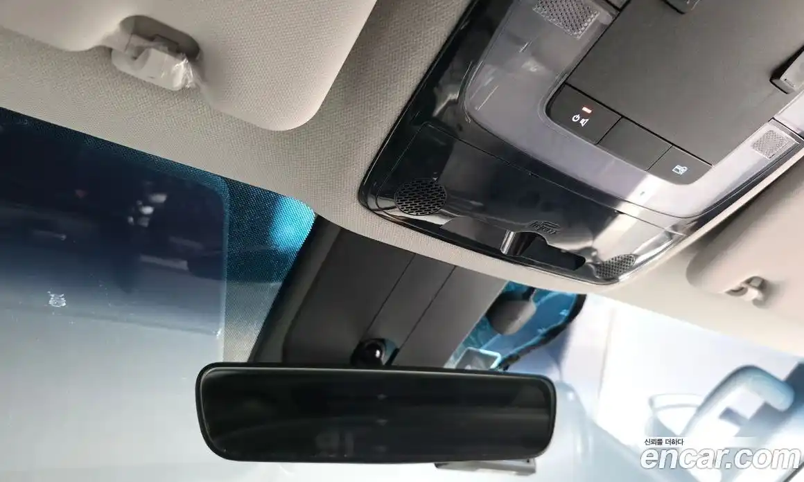 Hyundai Staria 2022 2.2 автомат (гидро), фото 25