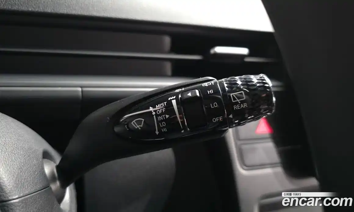 Hyundai Staria 2022 2.2 автомат (гидро), фото 27