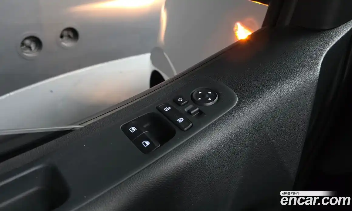 Hyundai Staria 2022 2.2 автомат (гидро), фото 28