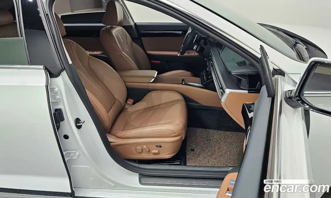 Hyundai Grandeur 2025 1.6 автомат (гидро), фото 13