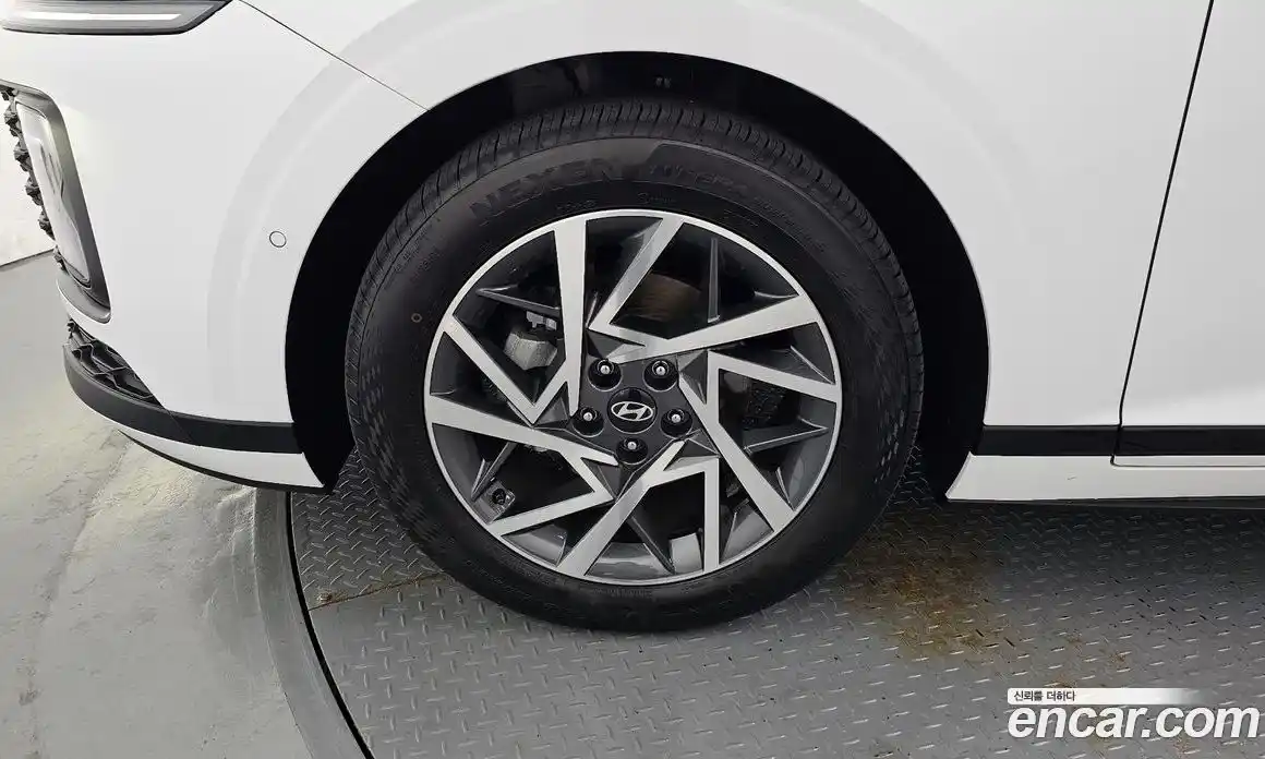 Hyundai Grandeur 2025 1.6 автомат (гидро), фото 5