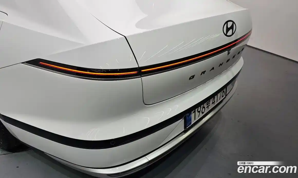 Hyundai Grandeur 2025 1.6 автомат (гидро), фото 9