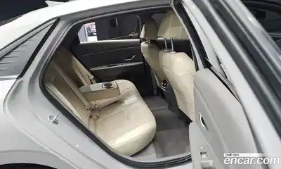 Hyundai Avante 2023 1.6 автомат (гидро), миниатюра 11