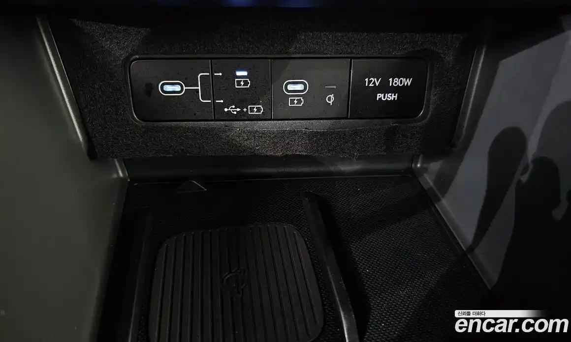 Hyundai Sonata 2023 1.6 автомат (гидро), фото 26