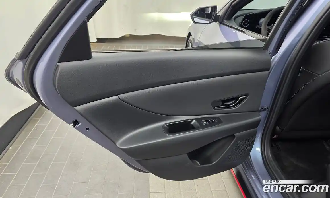 Hyundai Avante 2024 2.0 механика, фото 15