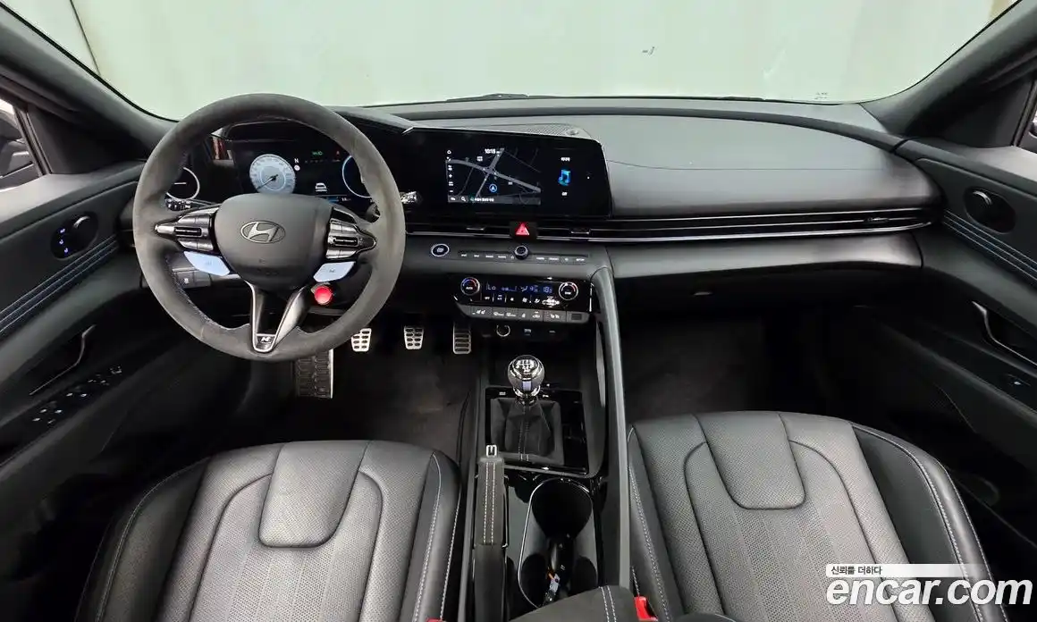 Hyundai Avante 2024 2.0 механика, фото 10