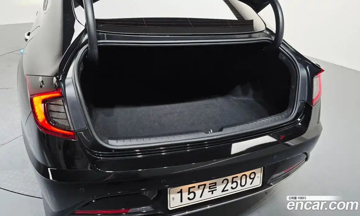 Hyundai Sonata 2021 2.0 автомат (гидро), фото 26
