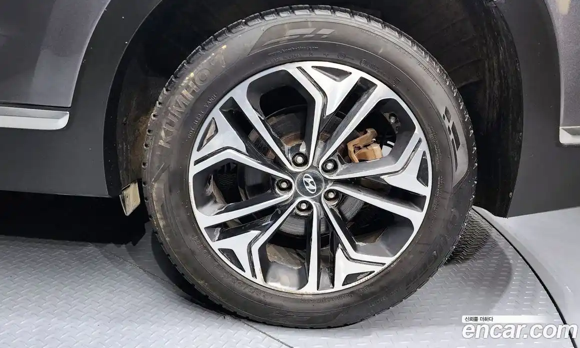 Hyundai Santa Fe 2018 2.0 автомат (гидро), фото 7