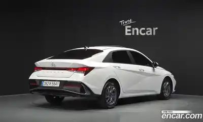 Hyundai Avante 2023 1.6 автомат (гидро), миниатюра 2