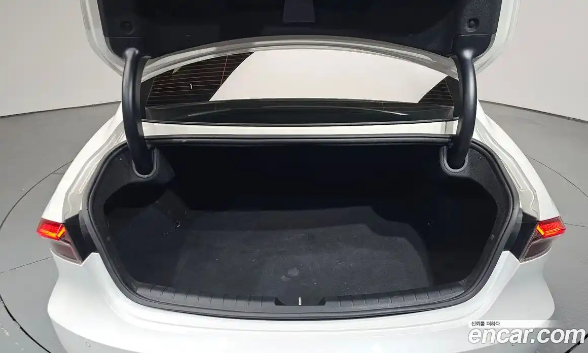 Hyundai Grandeur 2021 2.5 автомат (гидро), фото 25