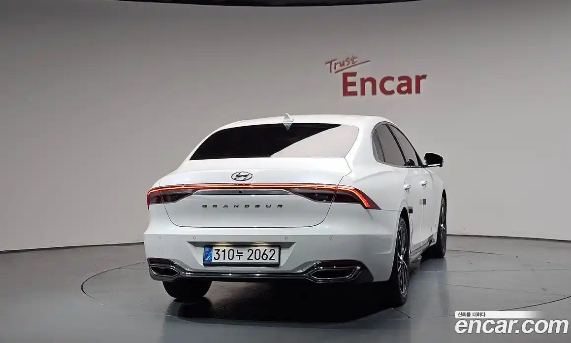 Hyundai Grandeur 2021 2.5 автомат (гидро), фото 3