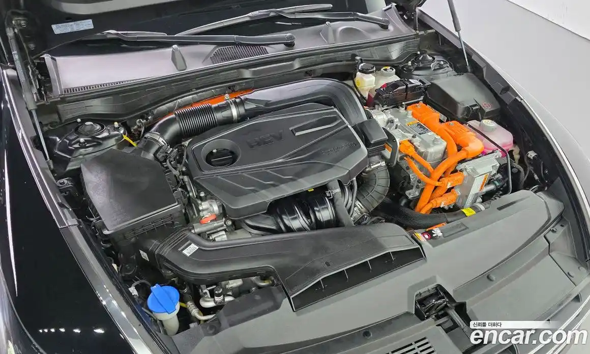 Hyundai Sonata 2023 2.0 автомат (гидро), фото 16
