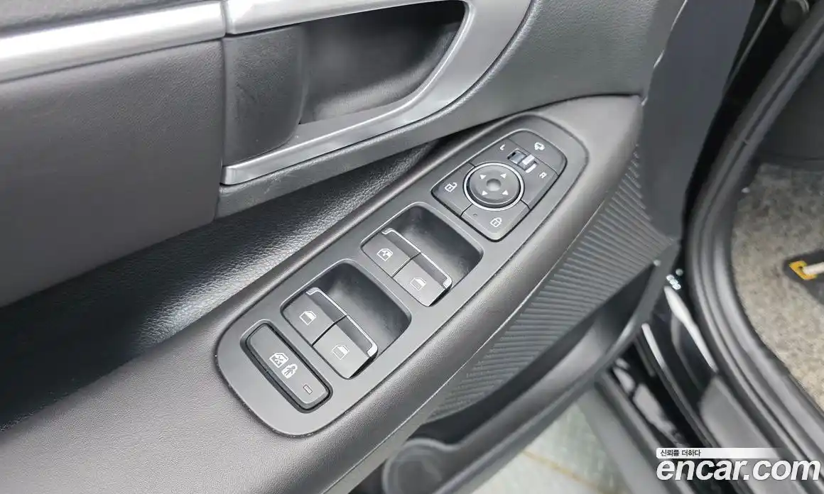 Hyundai Sonata 2023 2.0 автомат (гидро), фото 18