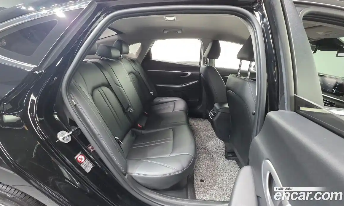 Hyundai Sonata 2023 2.0 автомат (гидро), фото 25