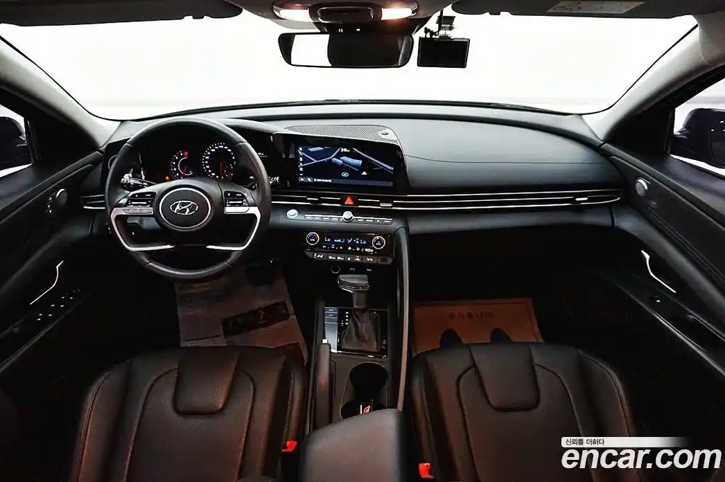 Hyundai Avante 2022 1.6 автомат (гидро), фото 7
