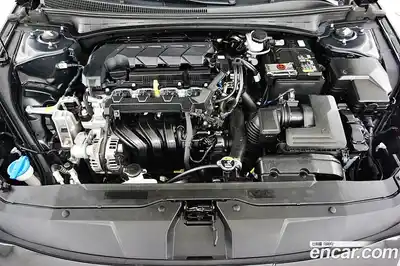 Hyundai Avante 2022 1.6 автомат (гидро), миниатюра 8