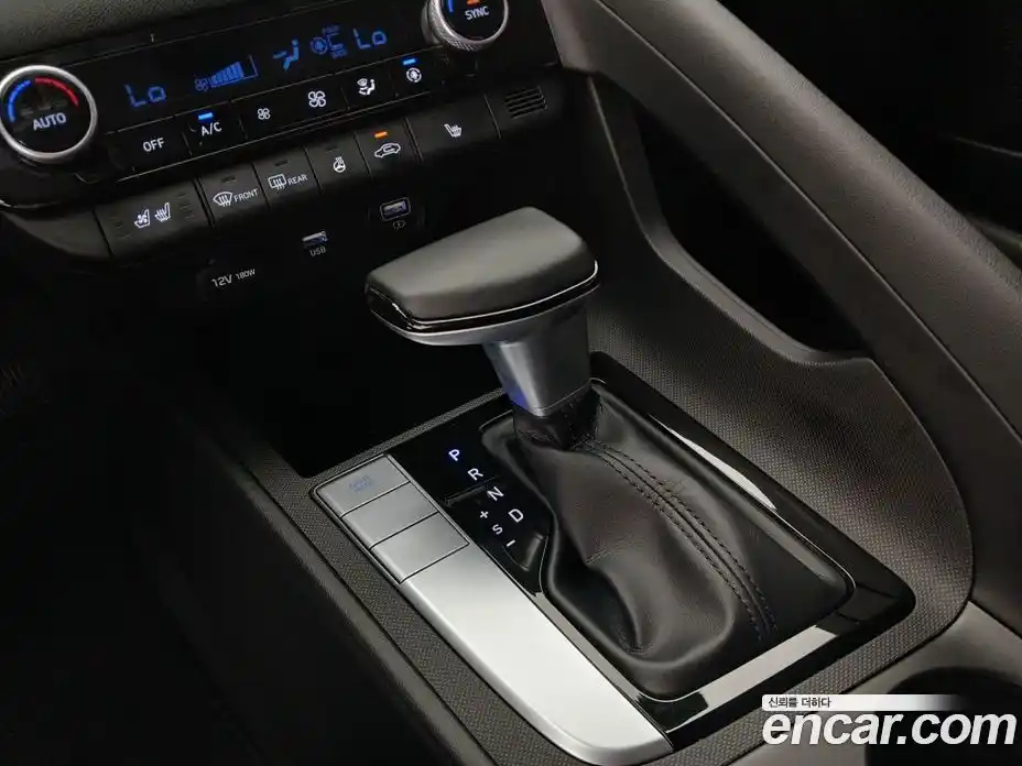 Hyundai Avante 2021 1.6 автомат (гидро), фото 13
