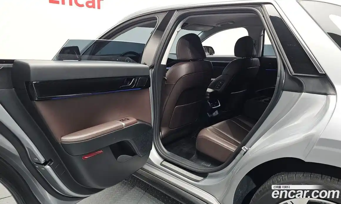Hyundai Grandeur 2023 3.5 автомат (гидро), фото 12
