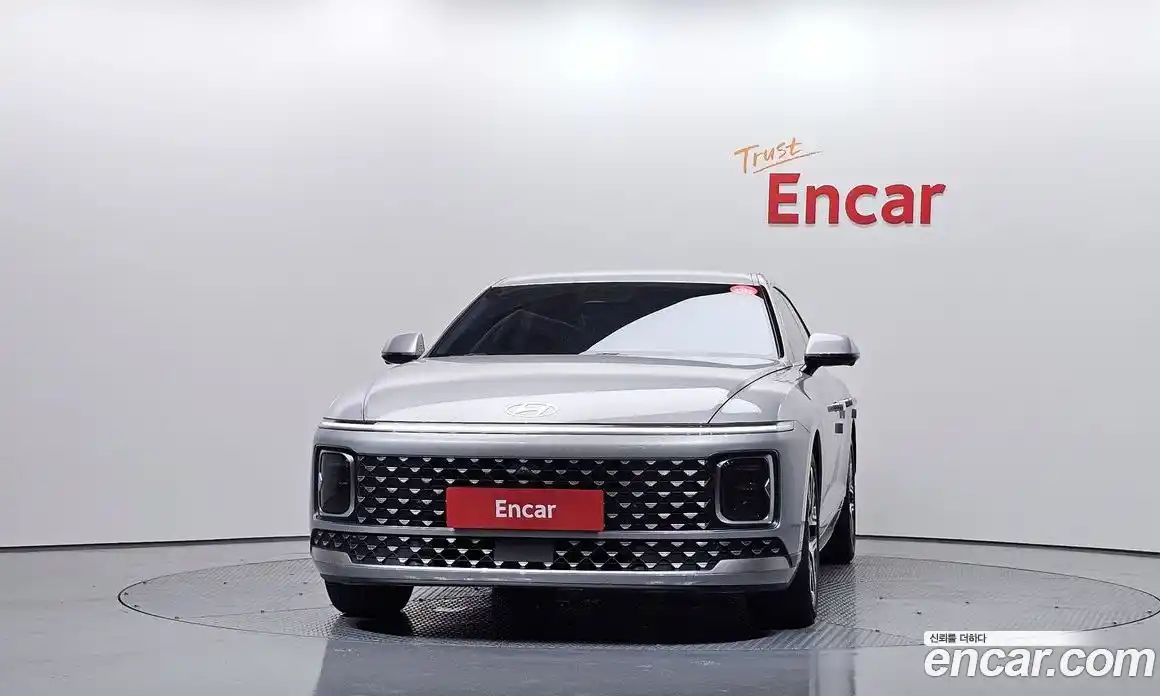 Hyundai Grandeur 2023 3.5 автомат (гидро), фото 3