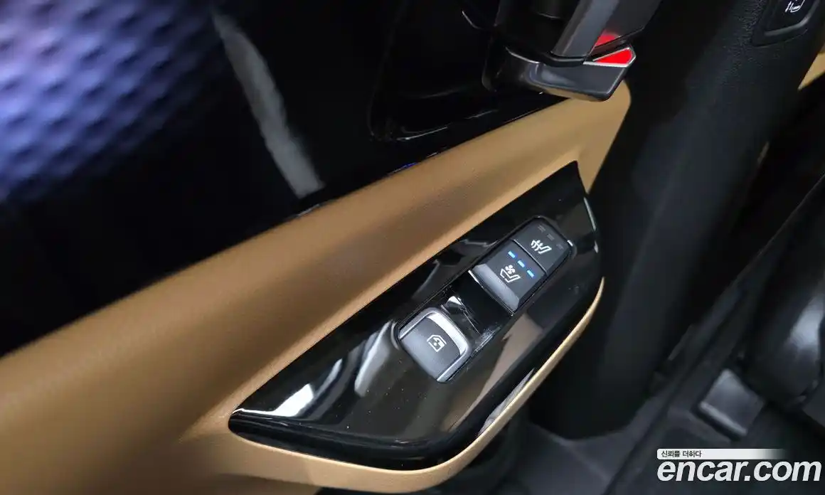 Kia Carnival 2022 3.5 автомат (гидро), фото 25