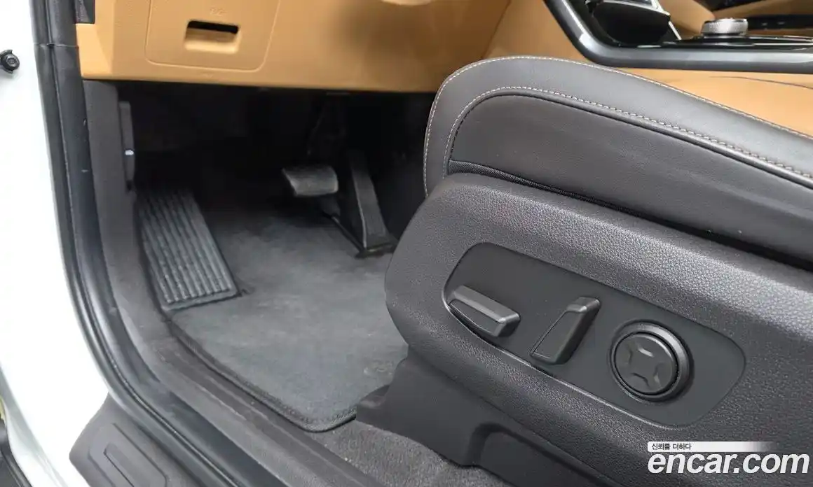 Kia Carnival 2022 3.5 автомат (гидро), фото 32